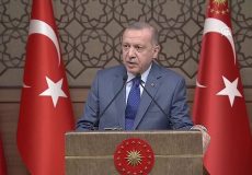 اردوغان: به عملیات چشمه صلح در سوریه ادامه می دهیم