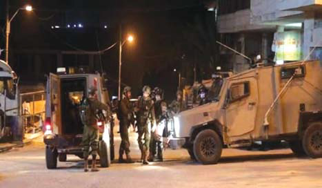 یورش شهرک‌نشینان به جنوب نابلس/ زخمی‌شدن ۳۰ فلسطینی در کرانه باختری