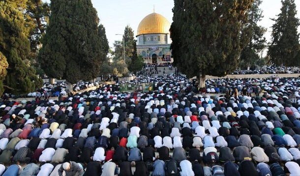 برگزاری نماز عید فطر در مسجدالاقصی با حضور ده‌ها هزار فلسطینی