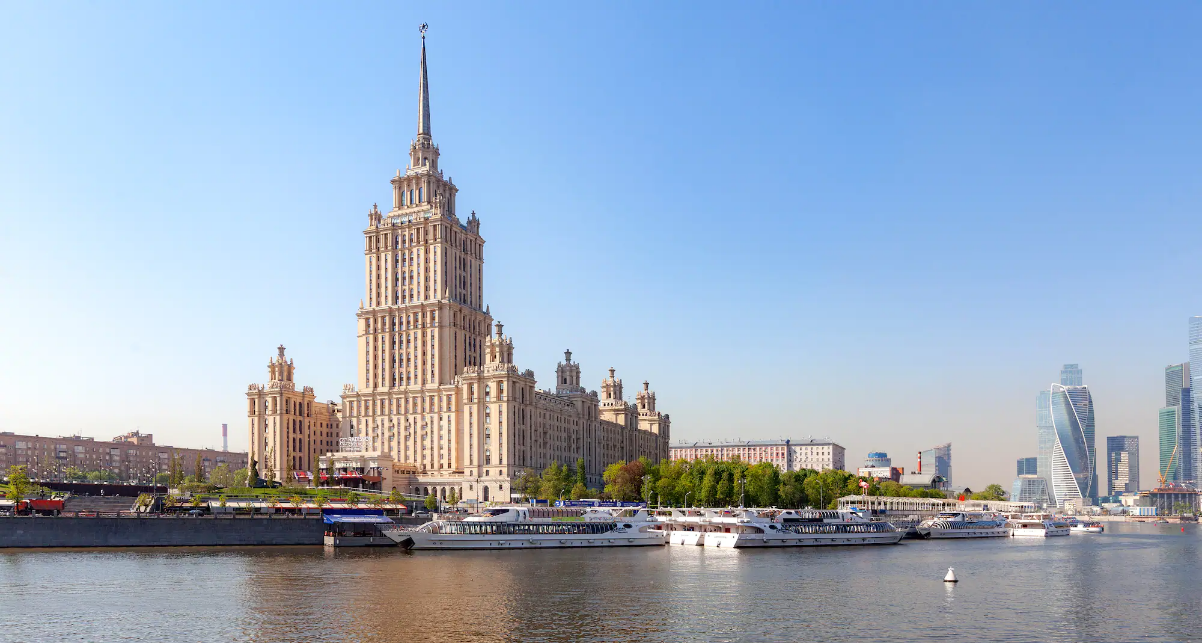 C:\Users\Center\Pictures\بهترین هتل_های مسکو در بهترین جاهای شهر_files\images_1713341321_661f83891138b.png