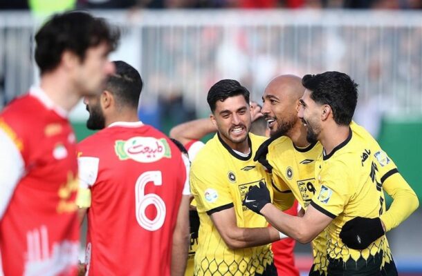 اولین جام کارترون با سپاهان با شکست دوباره پرسپولیس